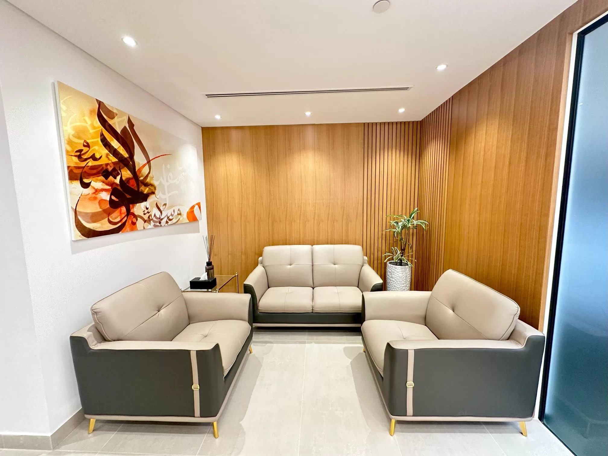 Office Interior Design Dubai | Expert Sofa Upholstery Services